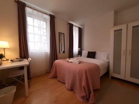 Bed, Photo of the whole room, Bedroom, towels, wardrobe