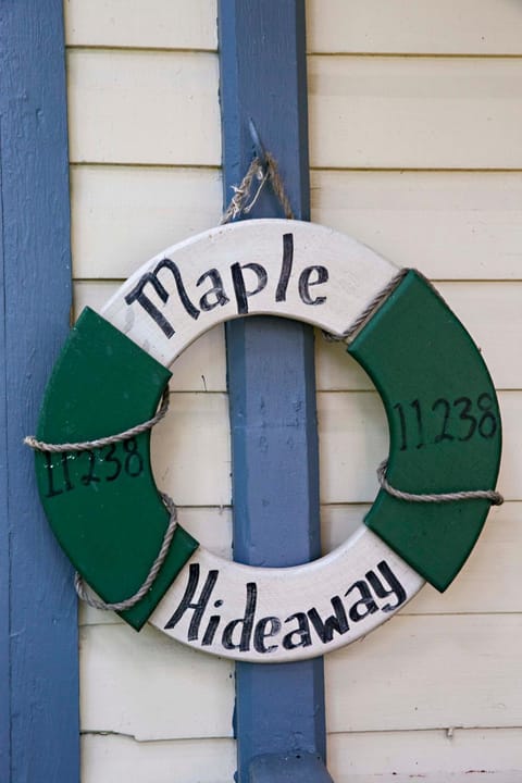 Maple Hide A Way House in Keuka Lake