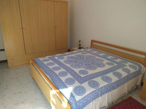 Bed, Bedroom, wardrobe, wedding