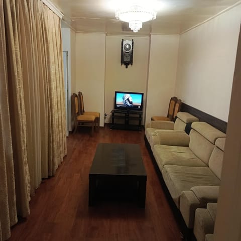 Communal lounge/ TV room, TV and multimedia, Living room, Seating area