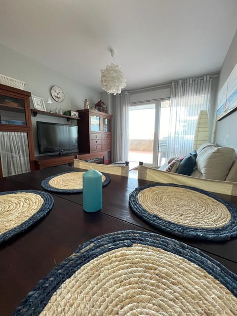 TV and multimedia, Living room, Dining area