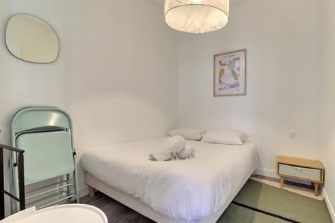 Le Péri - T1 Apartment 4 Guests - Villeurbanne Apartment in Villeurbanne