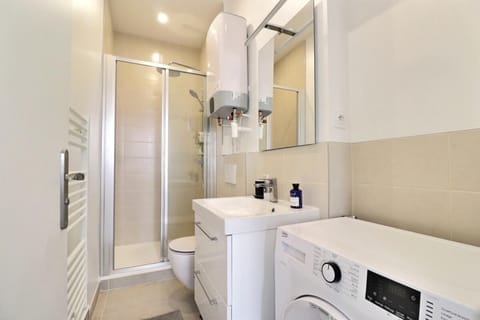 Le Charpennes - Beautiful T1 Apartment - Villeurbanne Apartment in Villeurbanne