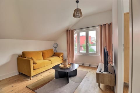 Le Zanzibar - Lovely Bright Apartment - Villeurbanne Apartment in Villeurbanne