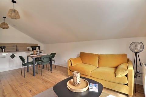 Le Zanzibar - Lovely Bright Apartment - Villeurbanne Apartment in Villeurbanne