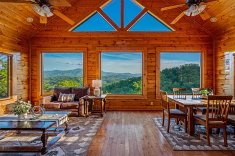 Unwind your mind while enjoying the most "Incredible Views" House in Sevier County