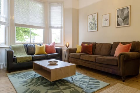 Communal lounge/ TV room, Living room