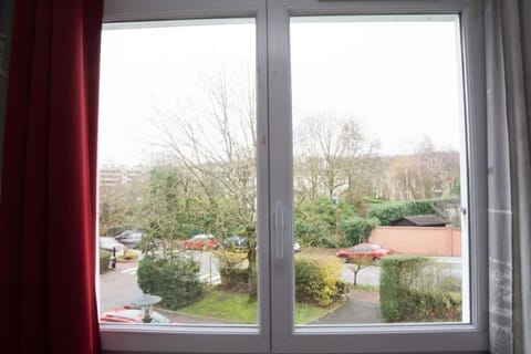 Loft T4 100m2 Wifi ,10min Versailles Chateau Apartment in Île-de-France