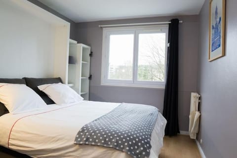 Loft T4 100m2 Wifi ,10min Versailles Chateau Apartment in Île-de-France