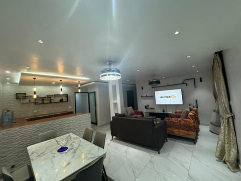 TV and multimedia, Seating area