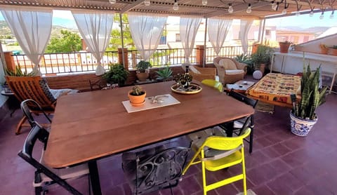 Property building, Balcony/Terrace, Area and facilities, Breakfast