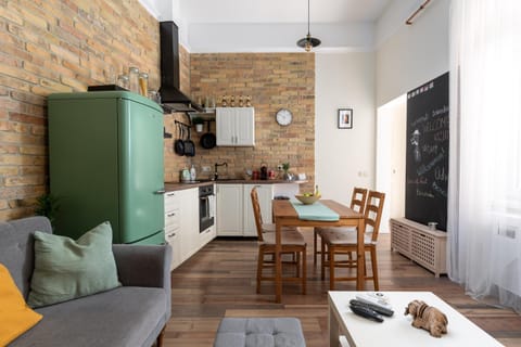 Kitchen or kitchenette, Living room, Dining area, oven, stove