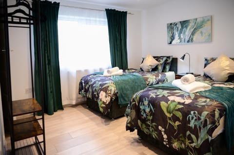 Bedroom, towels, wardrobe