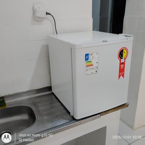 minibar, kitchen, kitchen