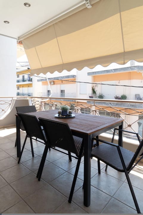 Balcony/Terrace, Dining area