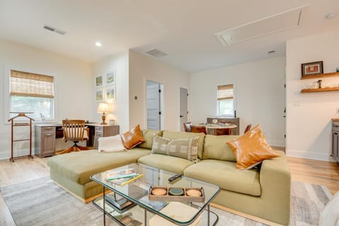 WFH-Friendly Studio - 5 Mi to Downtown Atlanta! Apartment in Candler-McAfee