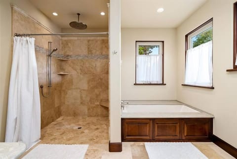 Villa Allegria Luxury Retreat Villa in Templeton