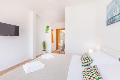 Mlini Dubrovnik- Room with Private Kitchen Apartment in Mlini