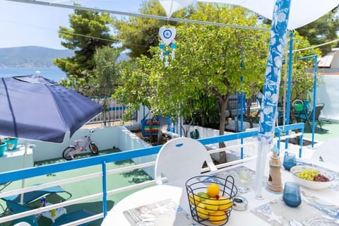 Salamina Sea Escape Apartment in Euboea