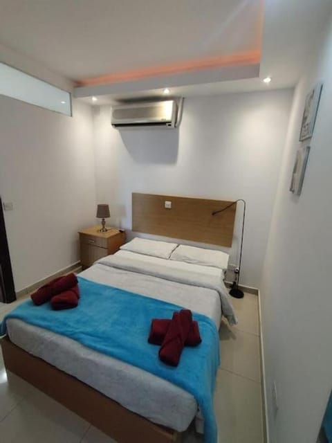 Beautiful Seaside Penthouse by Balluta Bay Apartment in Sliema