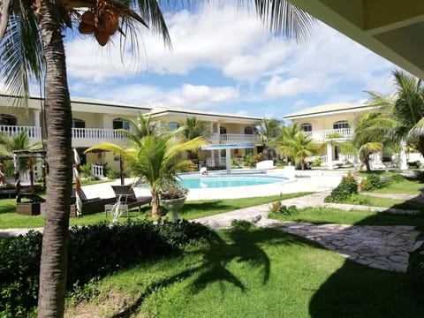 Garden, Swimming pool