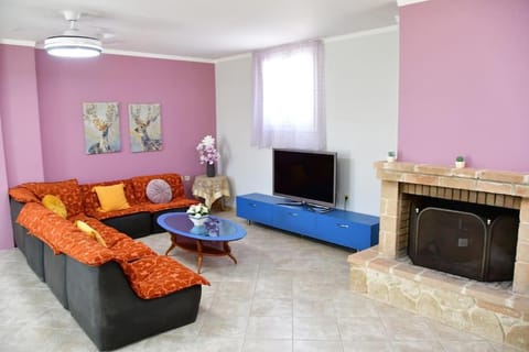 Living room, fireplace