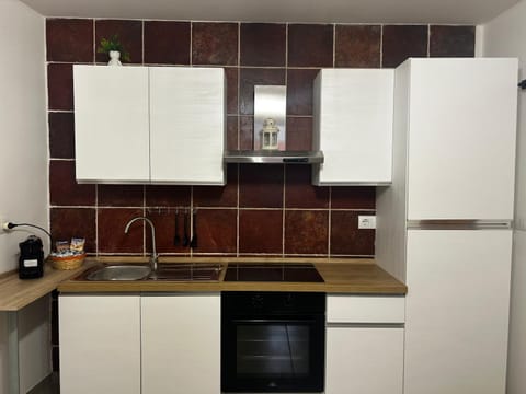 Immota Manet Apartment in L'Aquila