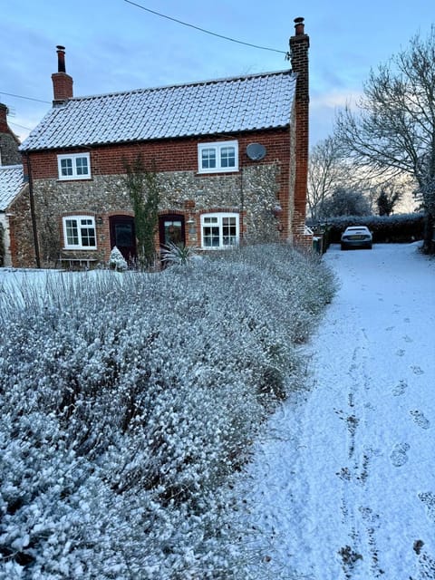 Wren Cottage North Norfolk House in North Norfolk District