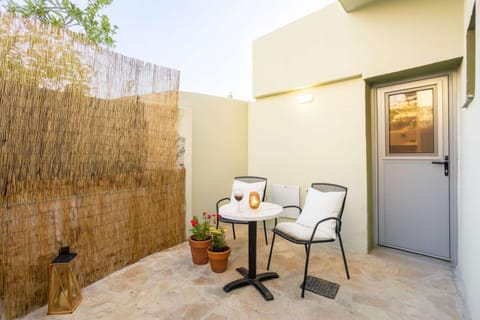Filiatra Charming Urban Escape Your Cozy Retreat Apartment in Messenia