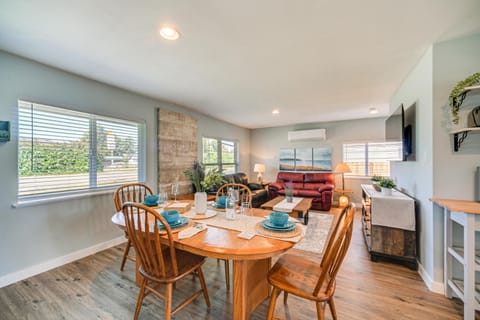 Pet-Friendly Moclips Home Walk to Mocrocks Beach! House in Moclips