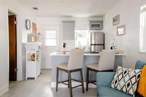 Charming 1-Bedroom Oasis in the Heart of Downtown Apartment in New Port Richey