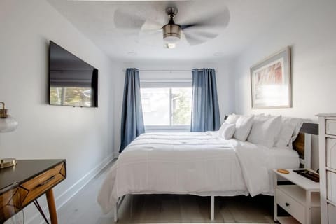 Charming 1-Bedroom Oasis in the Heart of Downtown Apartment in New Port Richey