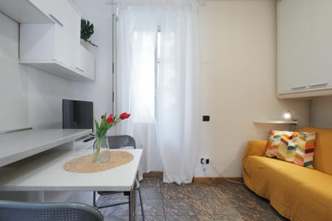 Communal lounge/ TV room, Living room, Seating area