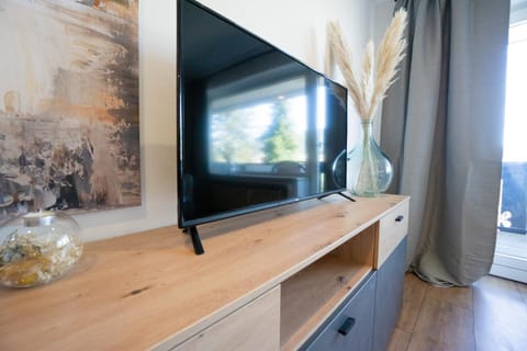 TV and multimedia, Evening entertainment