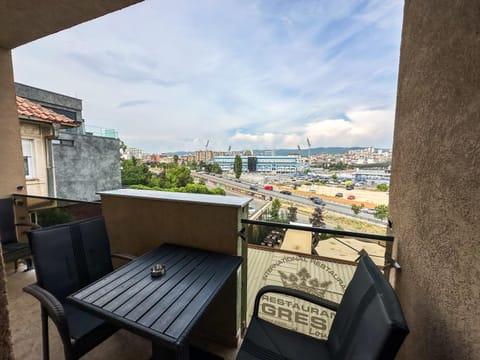 Balcony/Terrace, Balcony/Terrace