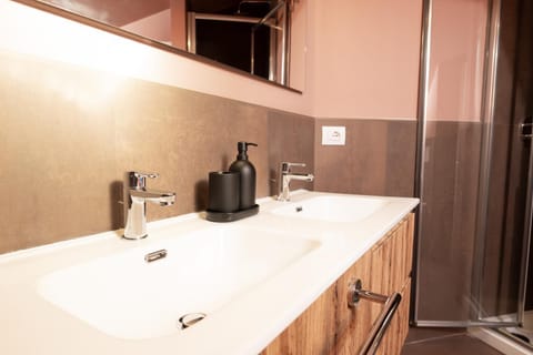 San Giuseppe Suite Lake Como Bed and Breakfast in Como