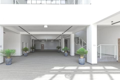 Facade/entrance, Day