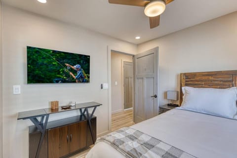 Prickly Pear Cabin Cabin in Idaho