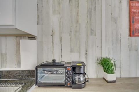 Pet-Friendly Picayune Tiny Home Near Space Center! House in Mississippi