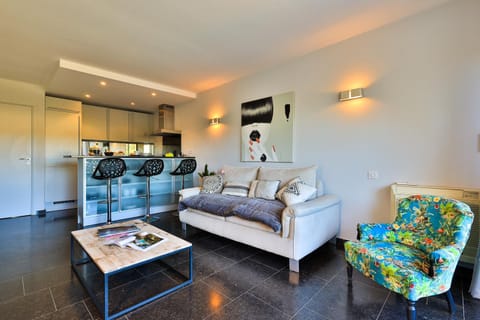 Centre St Tropez - 2 Pièces -Clim Piscine Parking Apartment in Saint-Tropez