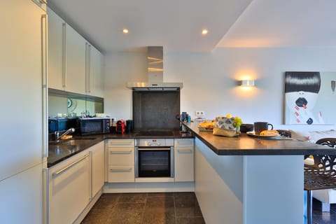 Centre St Tropez - 2 Pièces -Clim Piscine Parking Apartment in Saint-Tropez