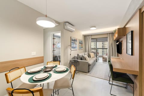 Living room, Dinner