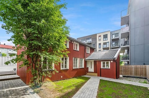 Property building, Spring, Day