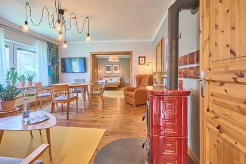 Familiennest am MüritzSee mit Kamin & Sauna House in Waren