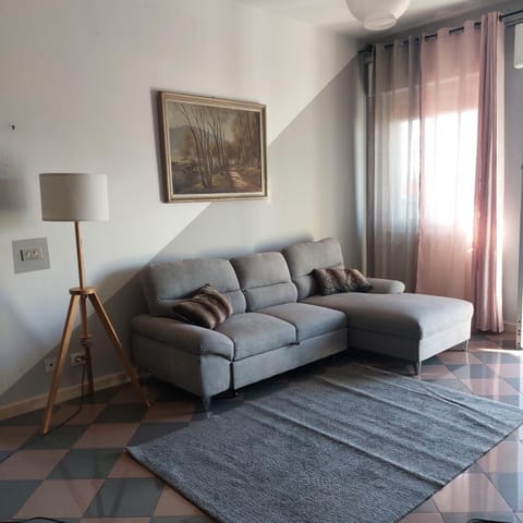 Tra monti e mare via Filippo Turati 17 bis Apartment in Marina di Carrara