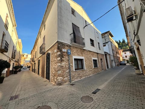 Property building, Street view