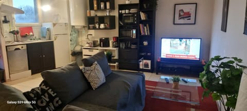 Apartamento bem eluminado e vista Apartment in Luxembourg District, Luxembourg