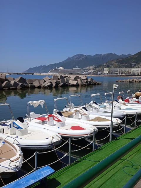 Ultra central Salerno vicino alla Stazione e il mare Apartment in Salerno