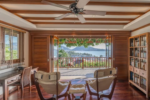 Balcony/Terrace, Bedroom, Sea view