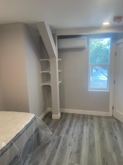 UCLA Thurston Apartment in Westwood